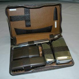 Shaving kit used by A.Y. Jackson (1882 - 1974)