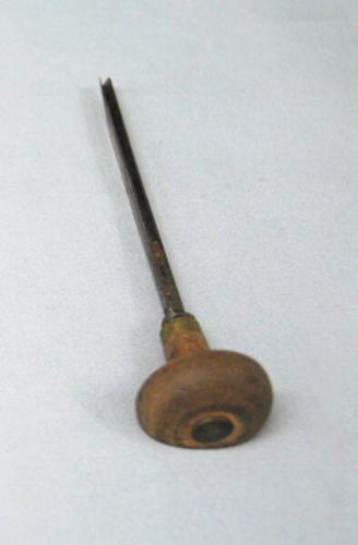 Engraving tool used by Franklin Carmichael